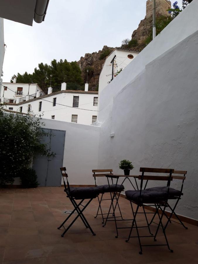 Casa Rural El Arriero Zahara De La Sierra Exterior photo