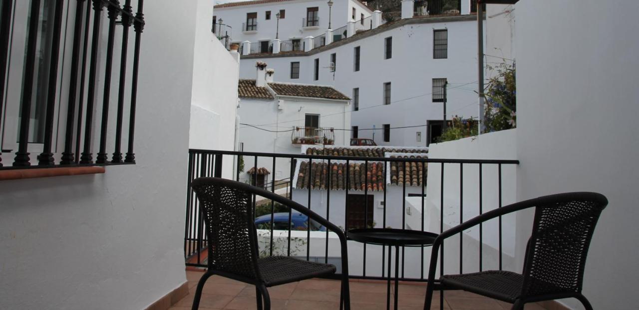 Casa Rural El Arriero Zahara De La Sierra Exterior photo